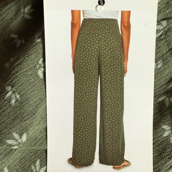 Women’s pants - Picture 3 of 3